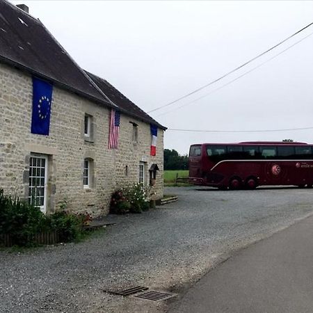 Chevrerie De La Huberdiere Liesville-sur-Douve Eksteriør billede